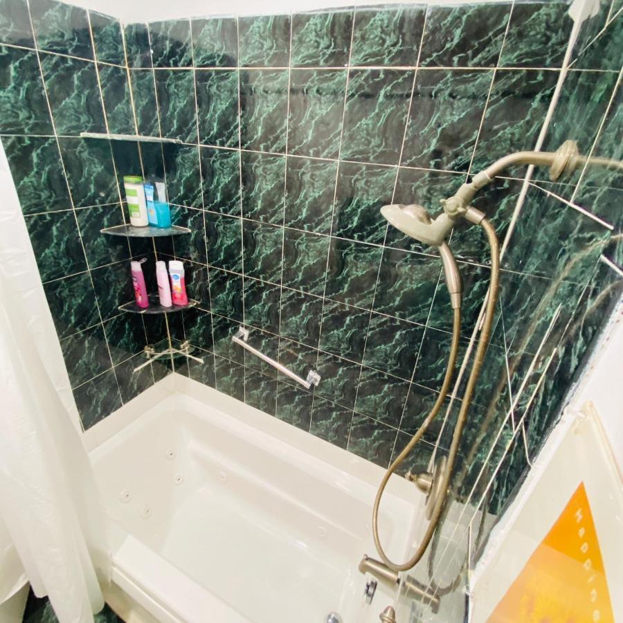 Room With Jacuzzi, Massage Seat, And Parking Space, The Best Choices!! North Bergen Eksteriør billede